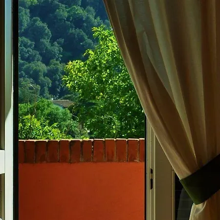 Podere L'olmaia Agroturismo *