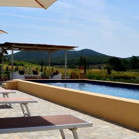 Agroturismo Podere L'olmaia *