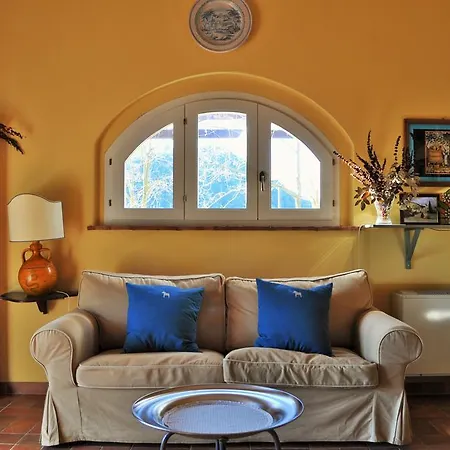 Podere L'olmaia Farm stay